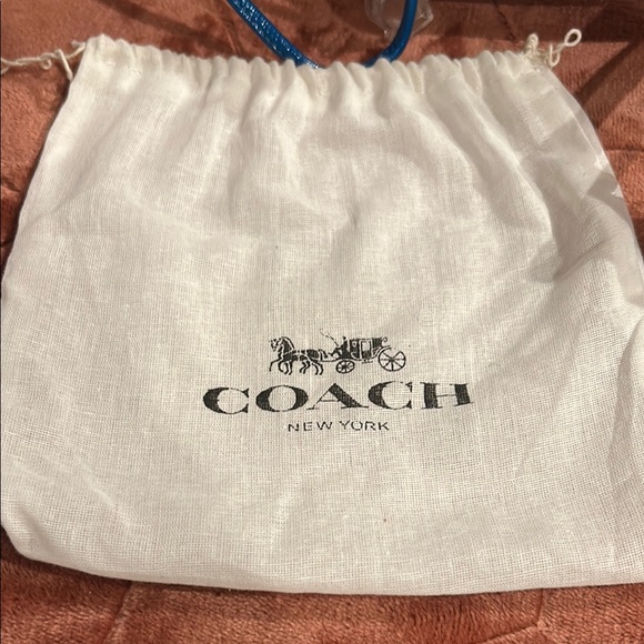 Coach Poppy Blue and White Wristlet with Coach DustBag & Fashion Sunglasses - Picture 2 of 7